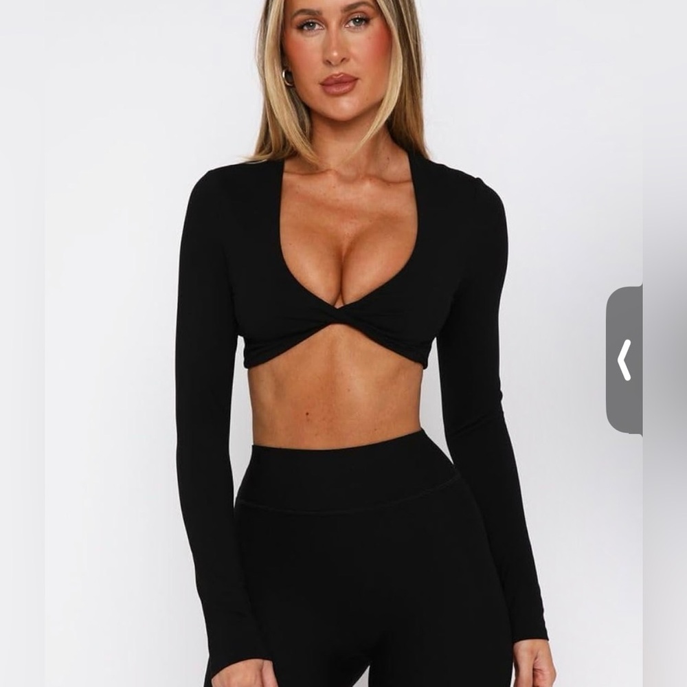 Stylish Black Long Sleeve Crop Top